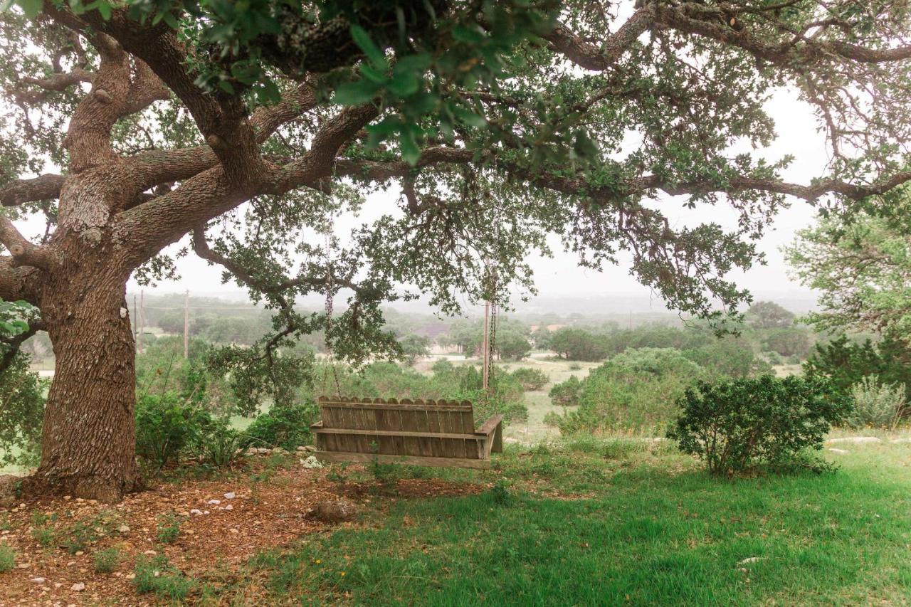 Hill Country Haute N Haus Relax And Renew Fischer Ngoại thất bức ảnh